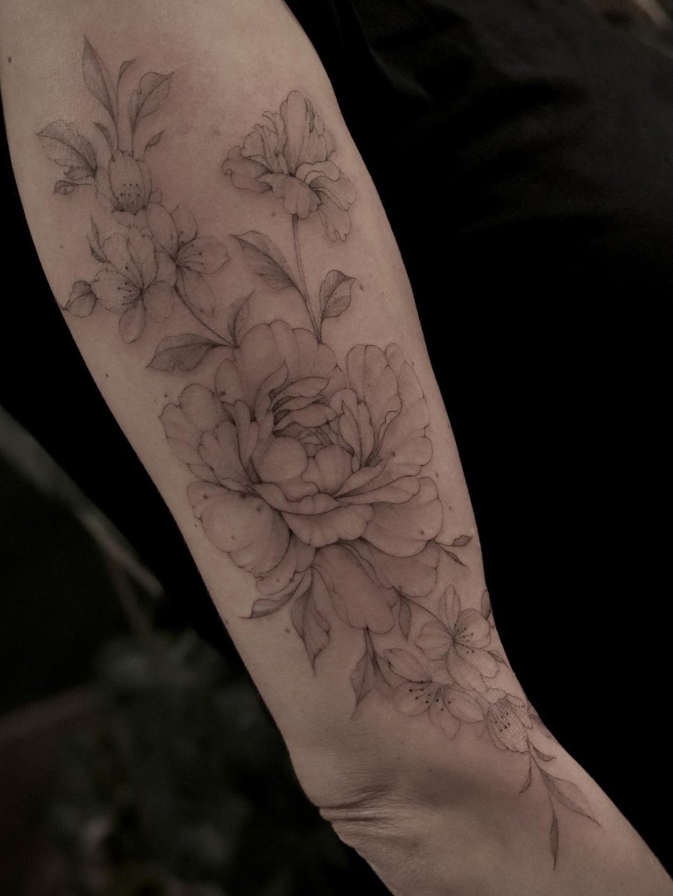 Flower arm