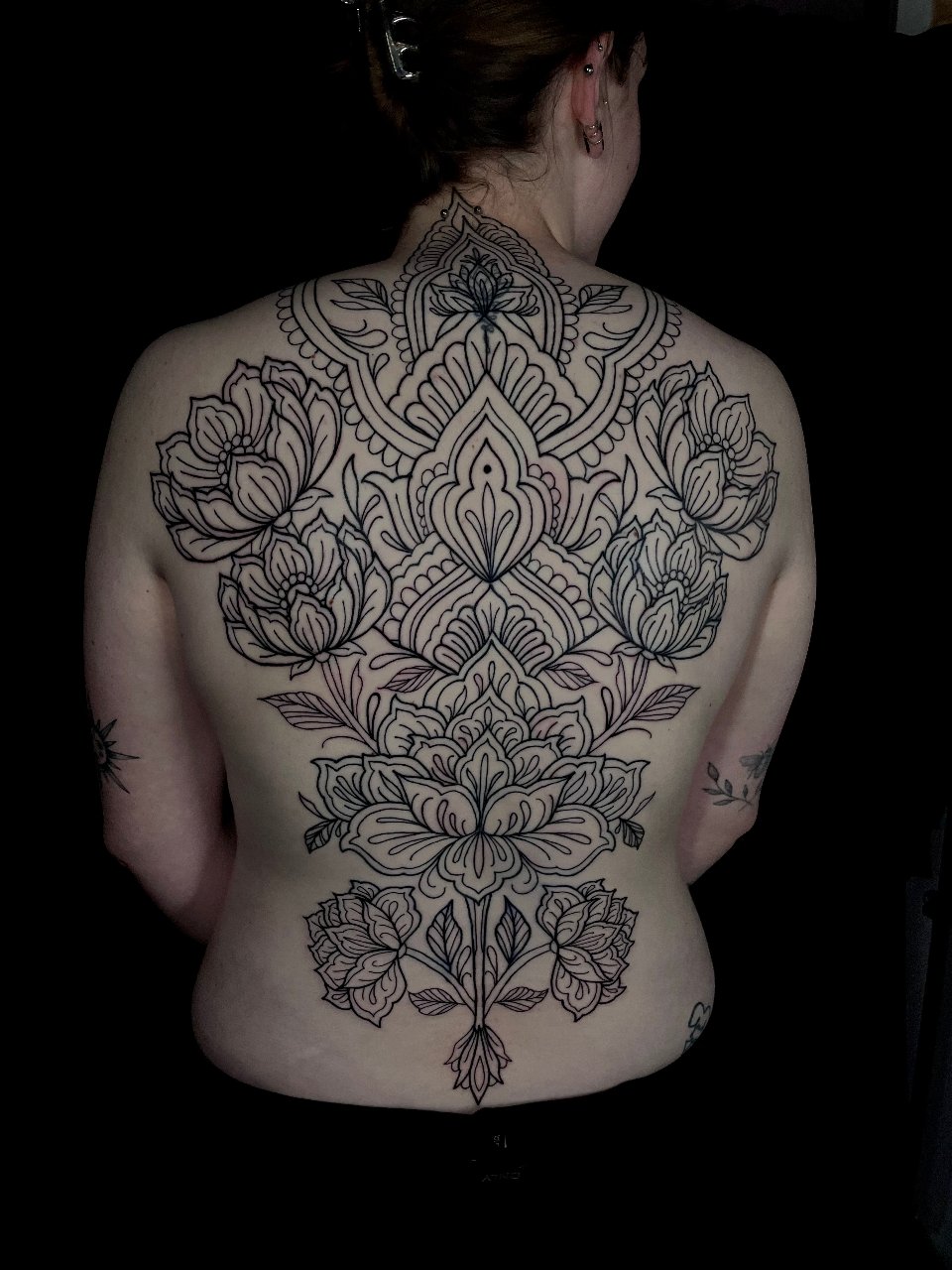 Ornamental backpiece