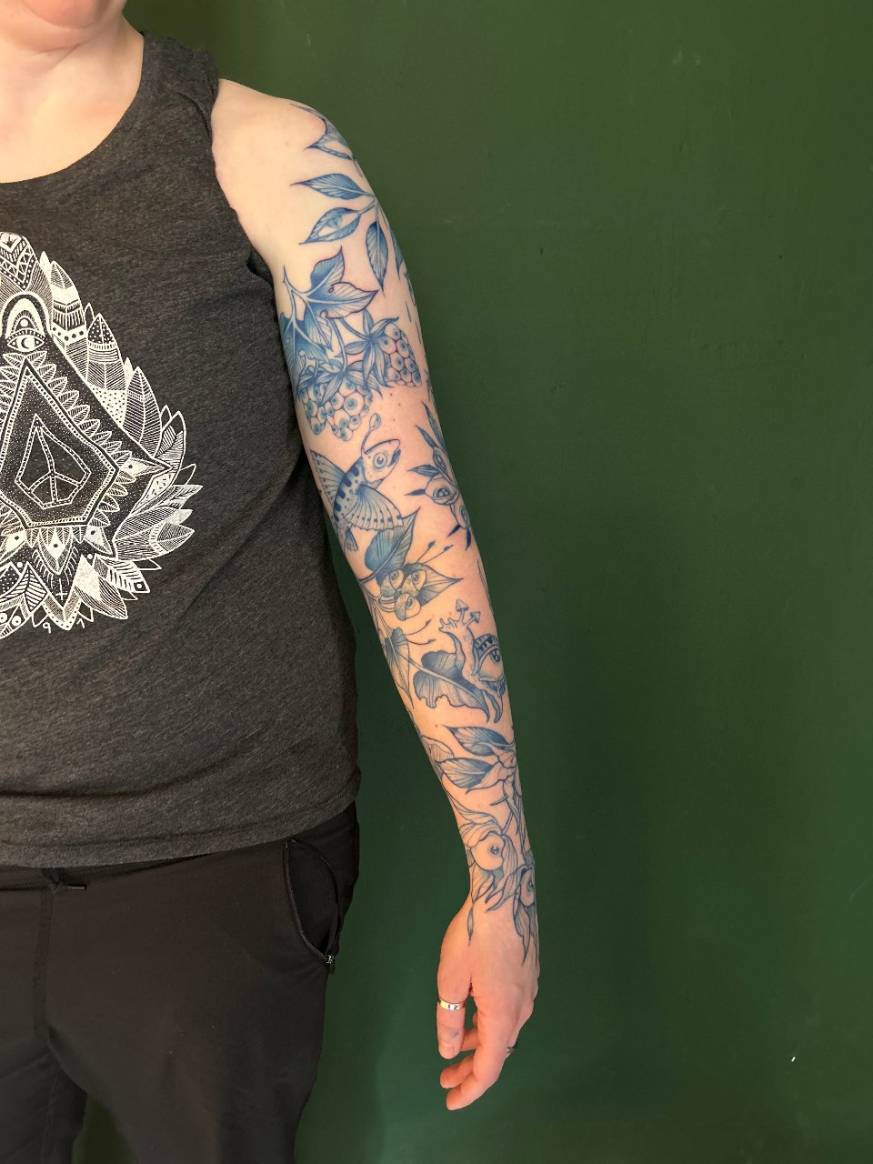 Blue ink sleeve