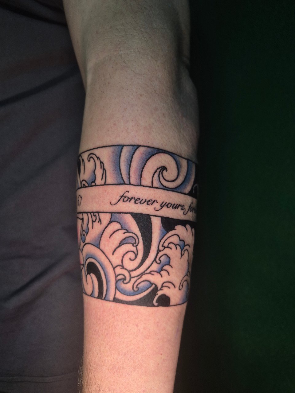 50/50 Freehand Unterarmband