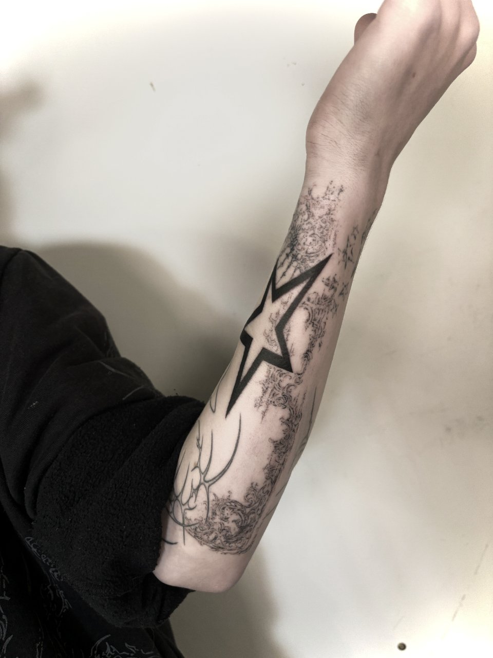 blackout star x ornamental tribals (fill)