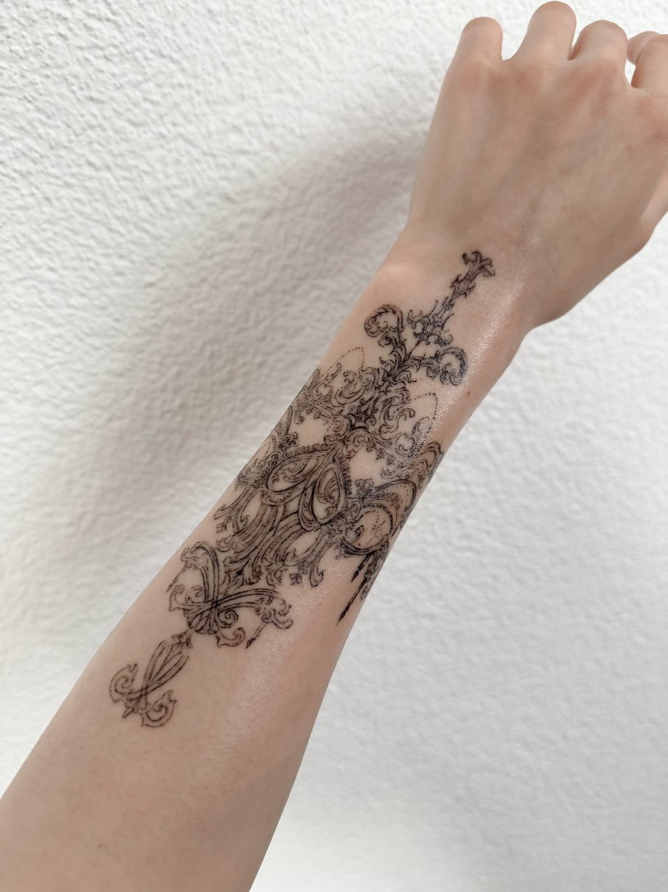 healing chandelier wrist decor