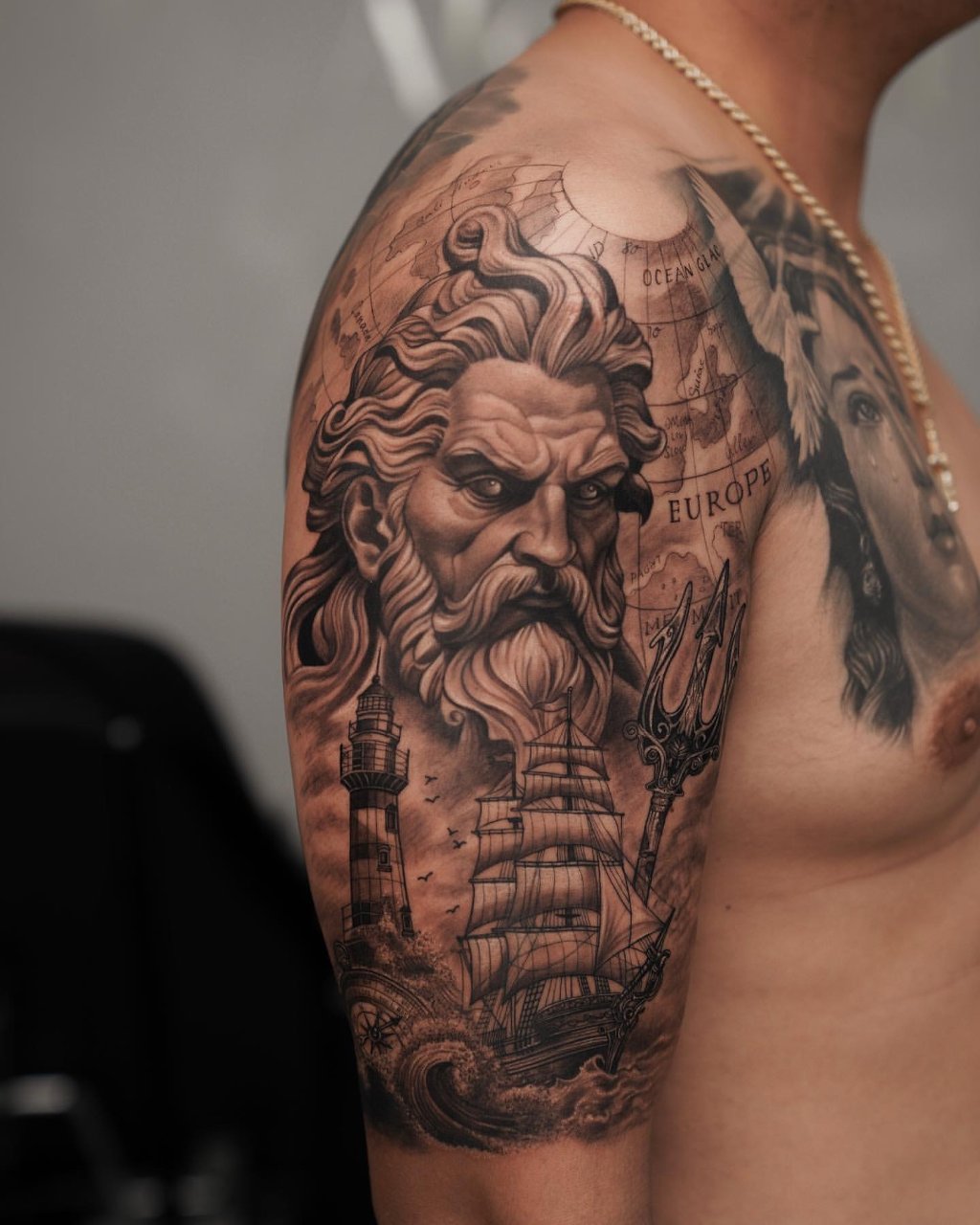 Realistisches Poseidon Tattoo